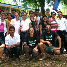 Objetivo cumplido: las becas para jóvenes de CECOCAFEN son una realidad